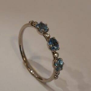 Bague Or blanc Aigue-marine